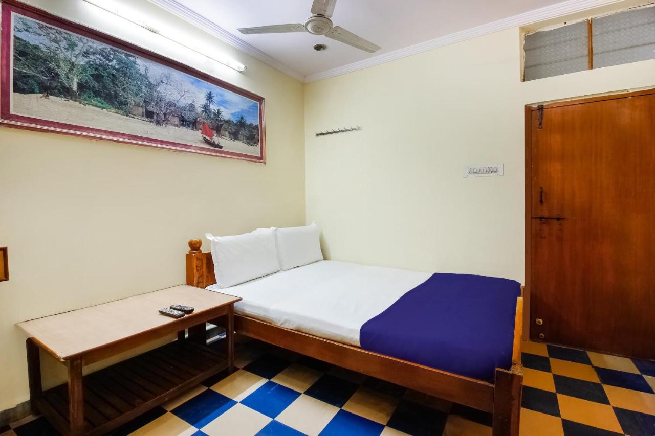 Spot On Classic Lodge Hyderabad Exterior photo